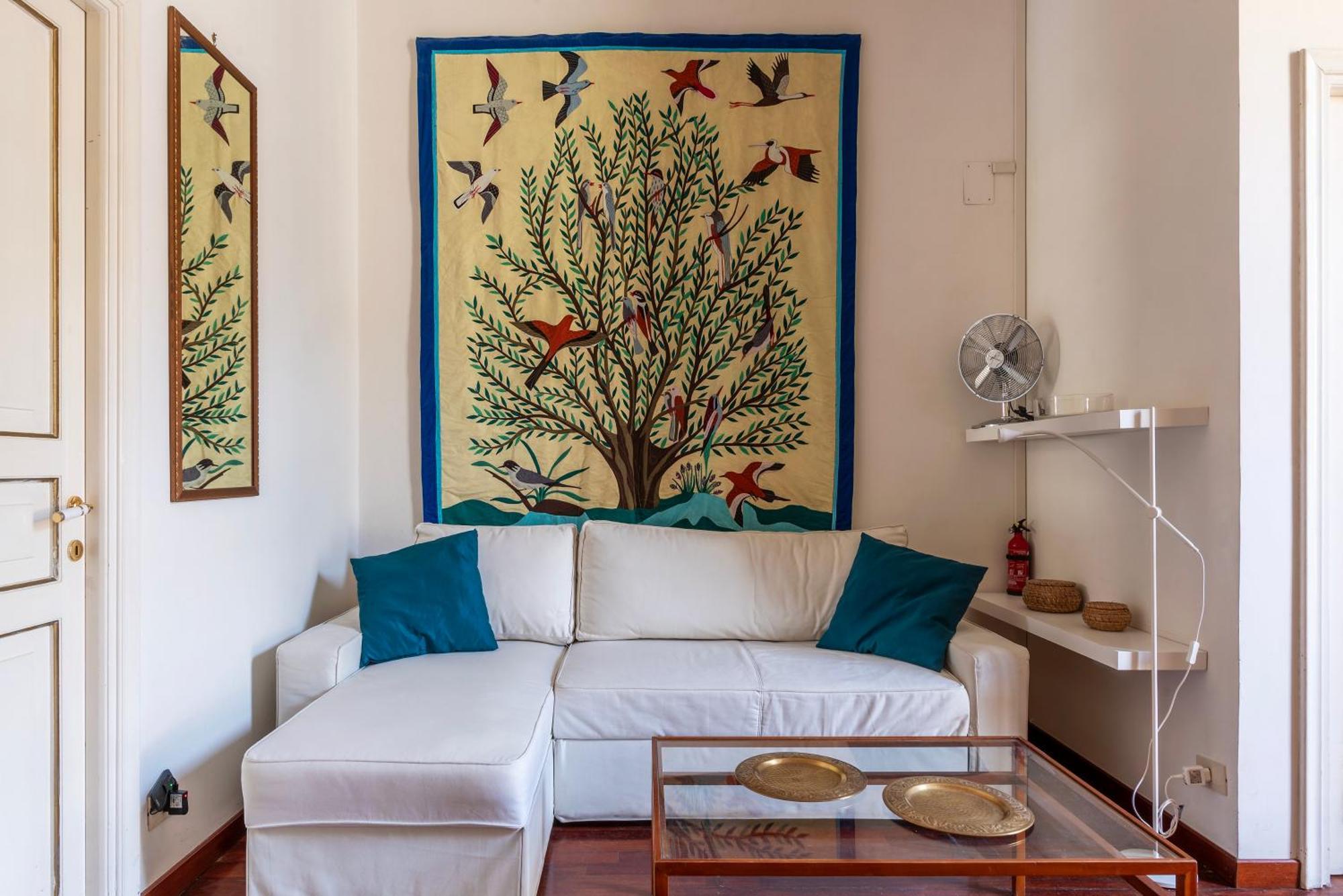 The Charming House - Pantheon Apartment